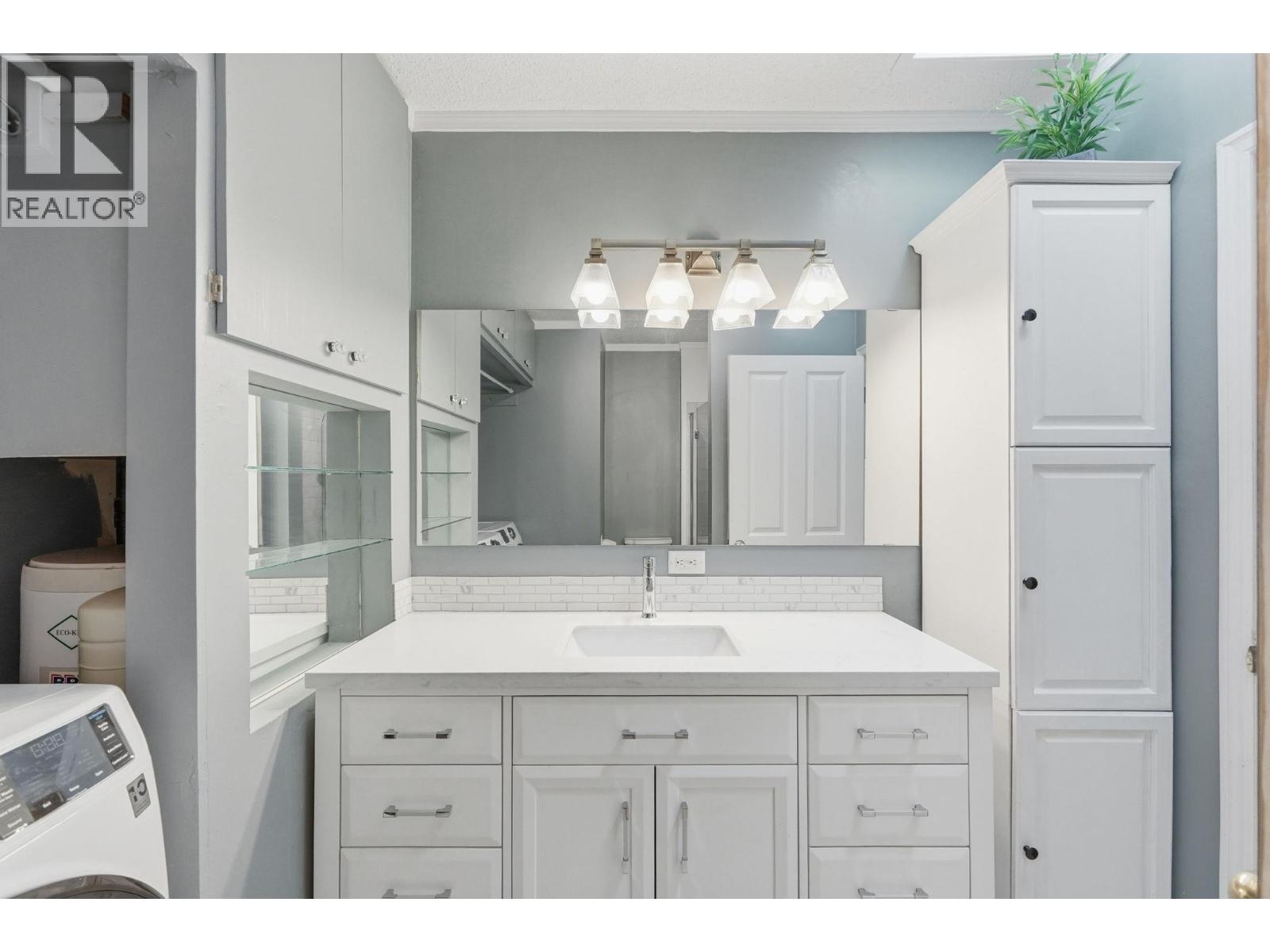 402 Truro Street - 30
