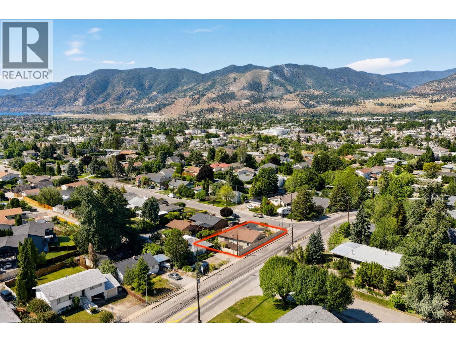 402 Truro Street - 50