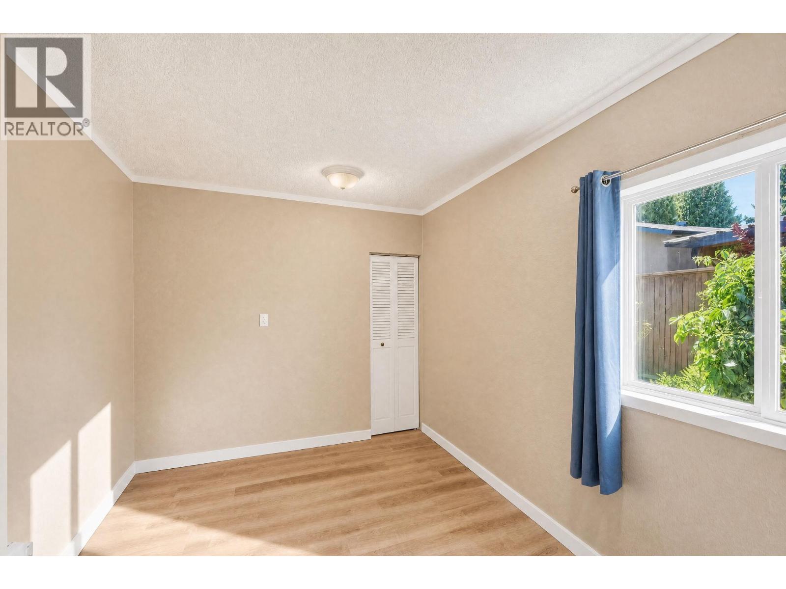 402 Truro Street - 19