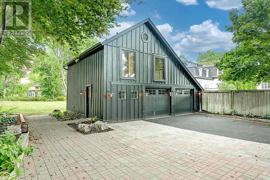 349 TRAFALGAR ROAD - 29