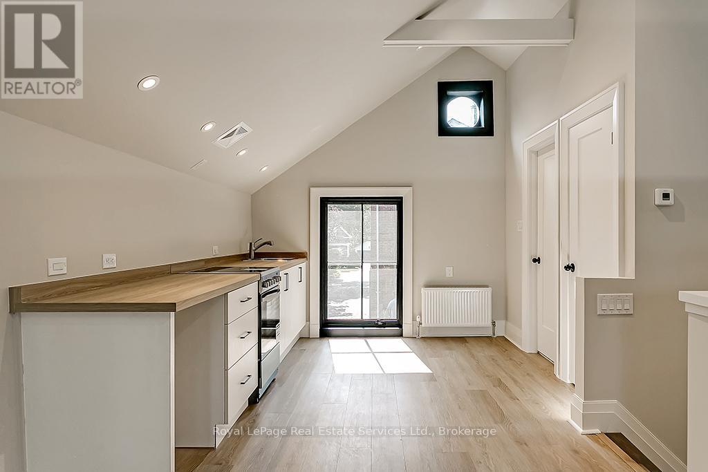349 TRAFALGAR ROAD - 31