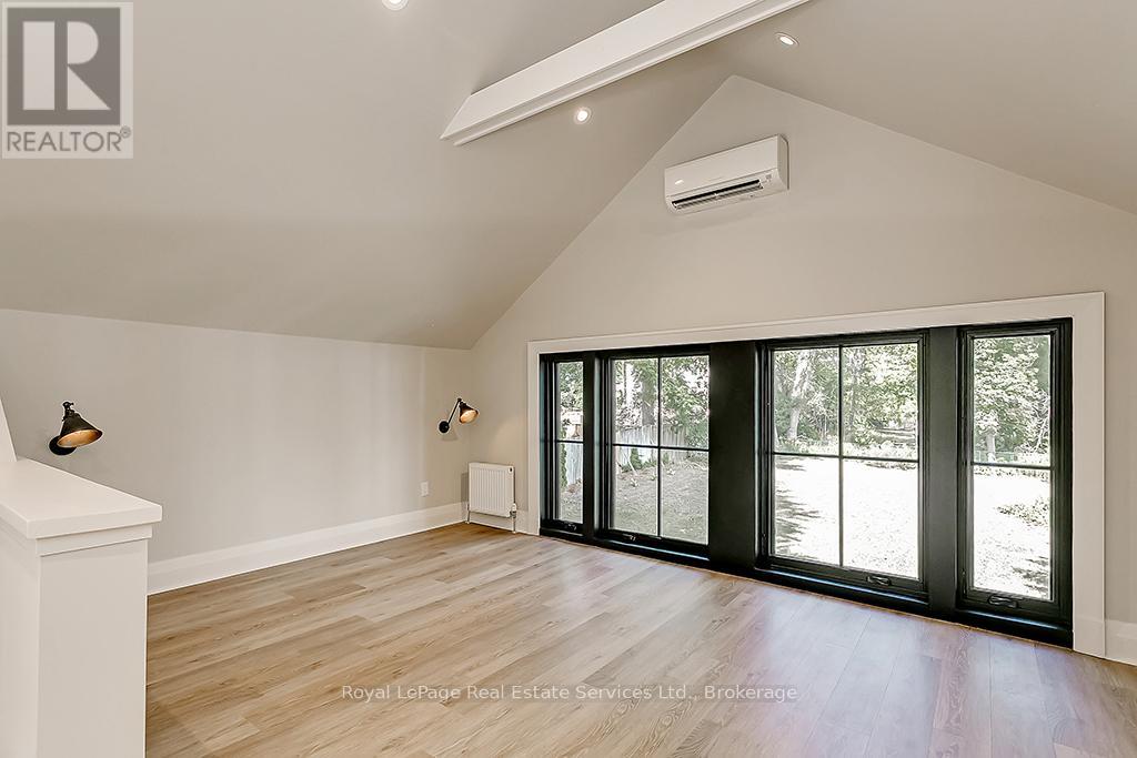 349 TRAFALGAR ROAD - 33