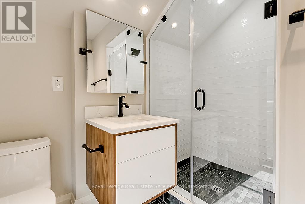 349 TRAFALGAR ROAD - 34