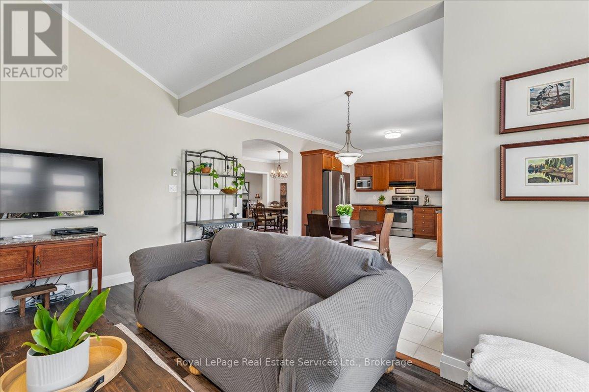 160 MAY STREET - 18