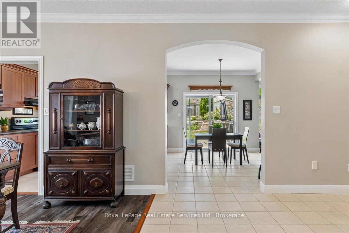 160 MAY STREET - 9