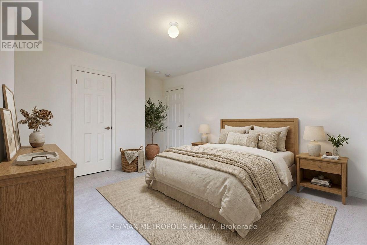 647 FLEETWOOD DRIVE - 36