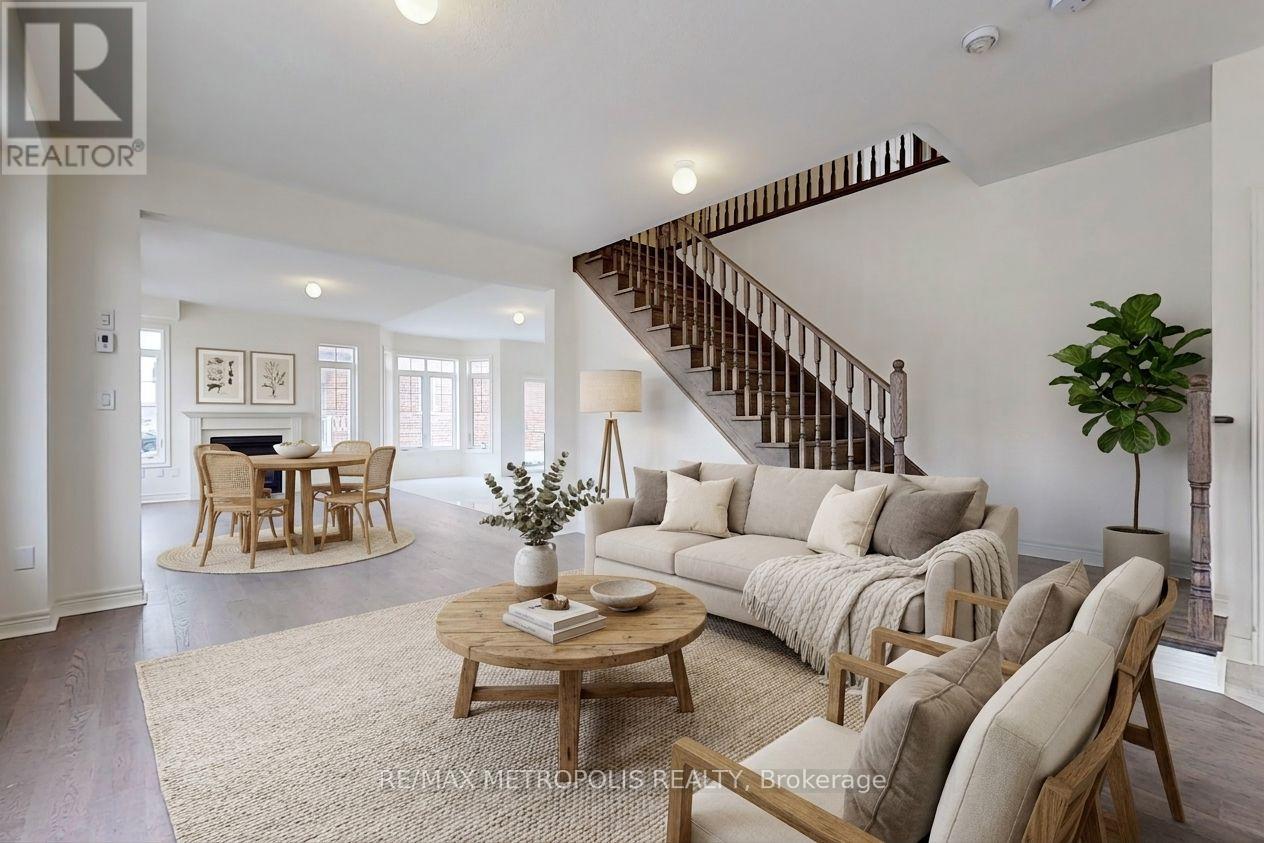647 FLEETWOOD DRIVE - 9