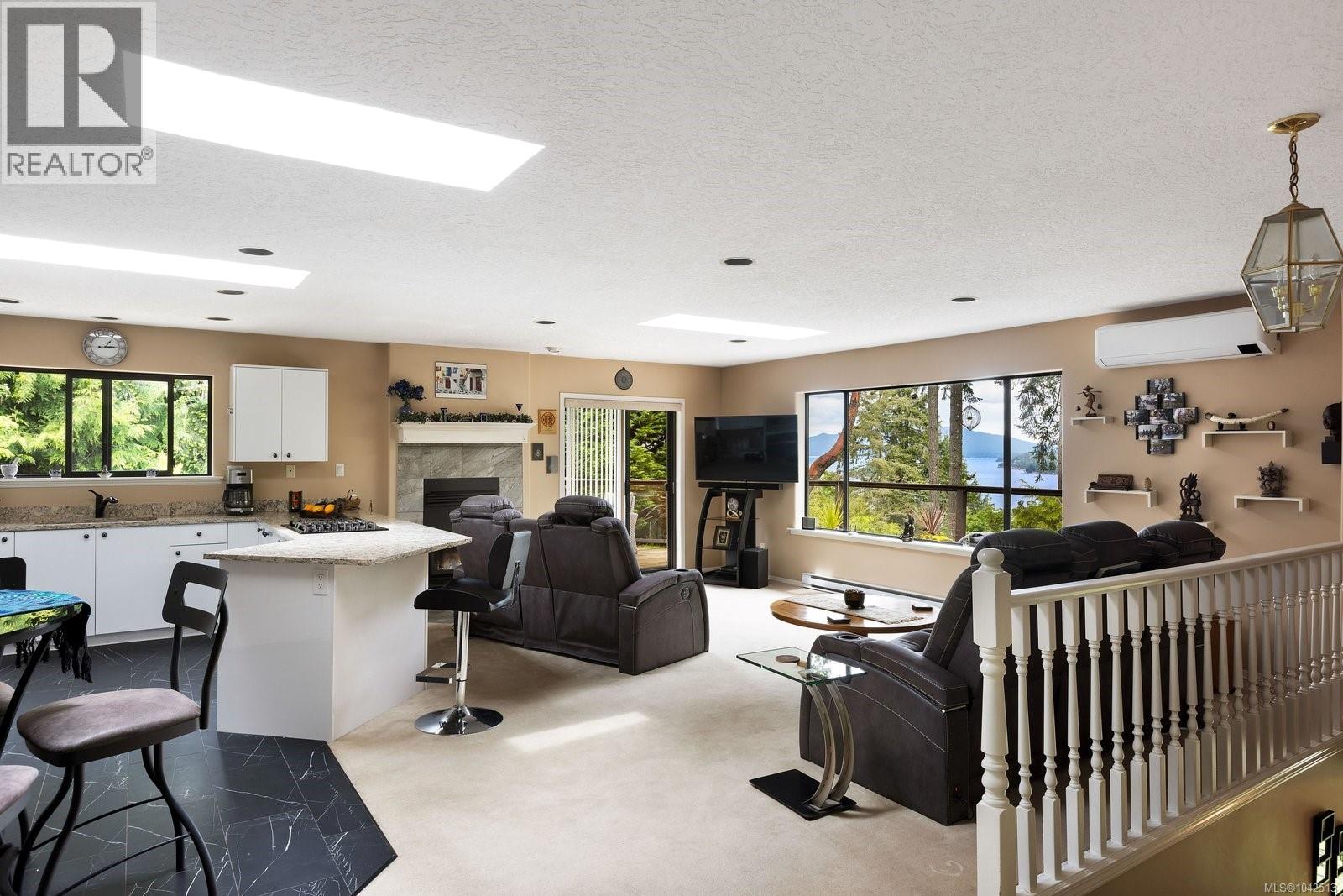 7084 Willis Point Rd - 12