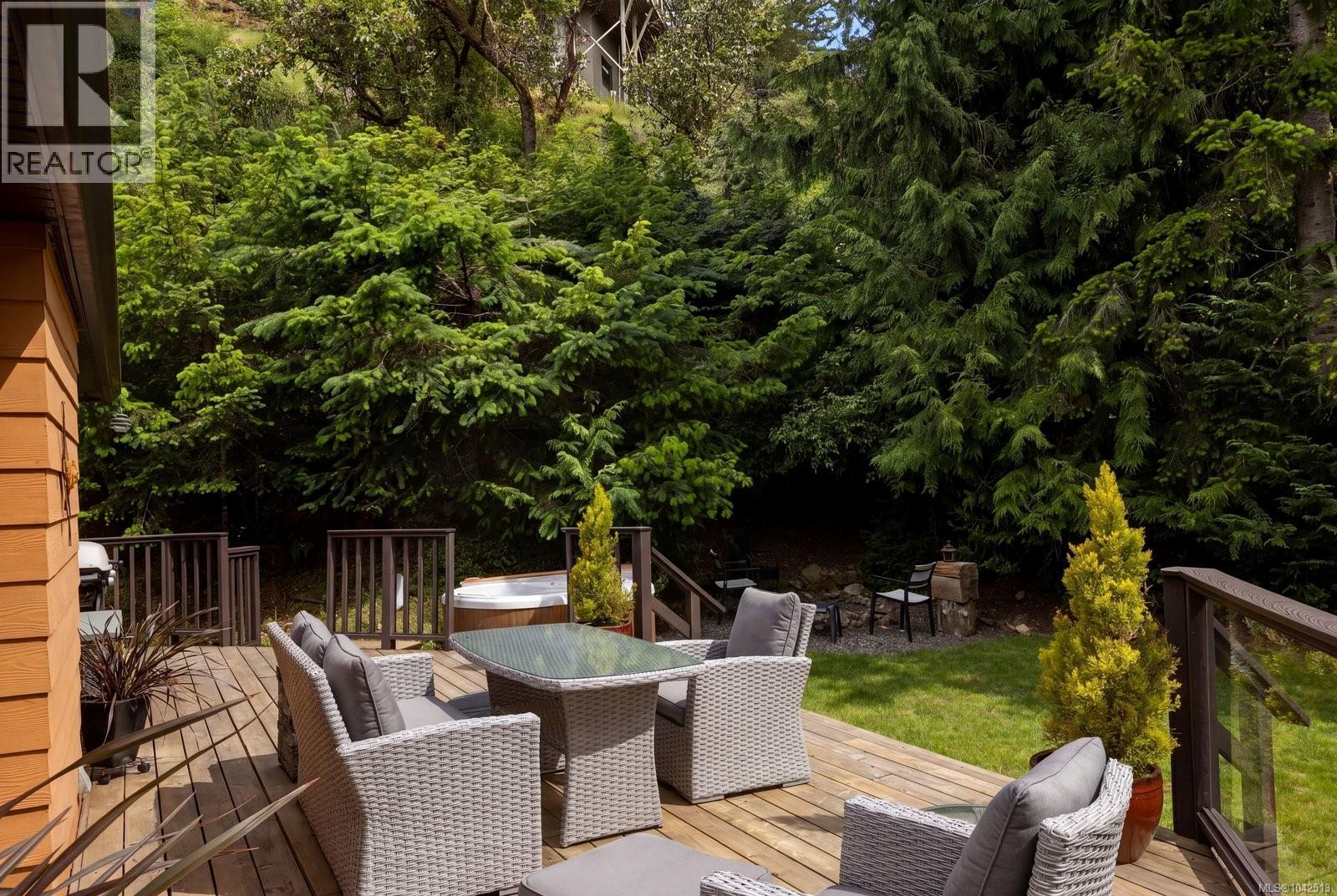 7084 Willis Point Rd - 24