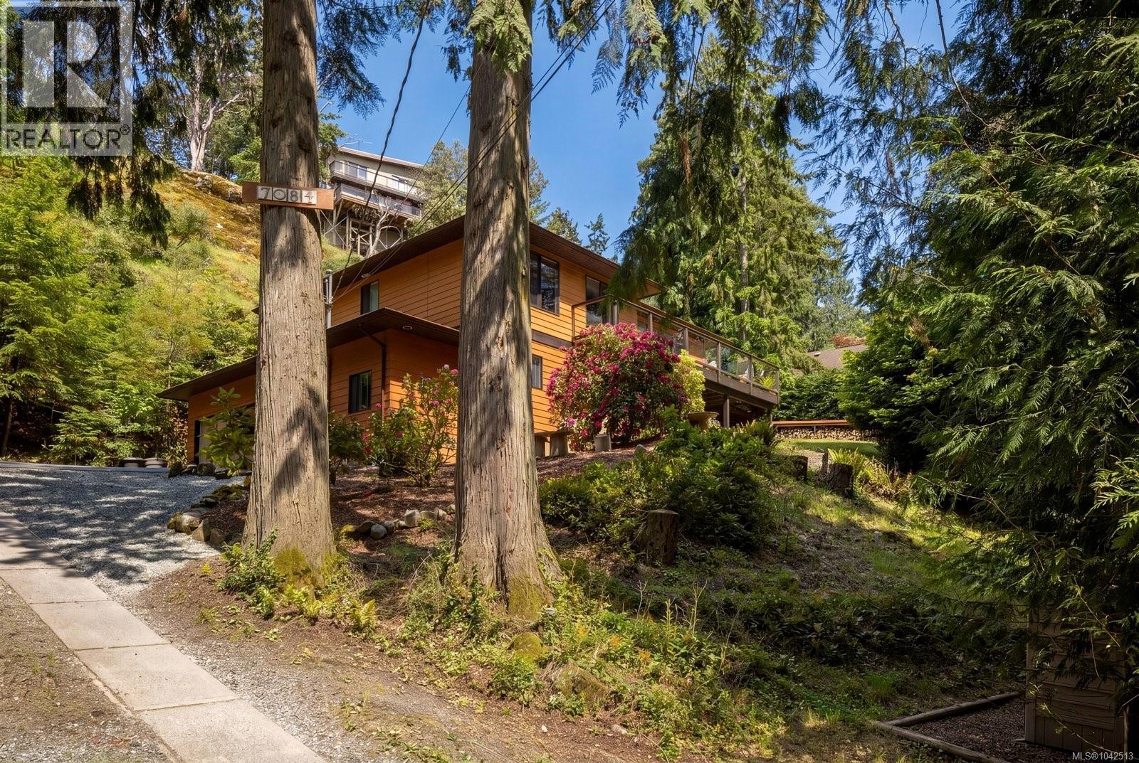 7084 Willis Point Rd - 30