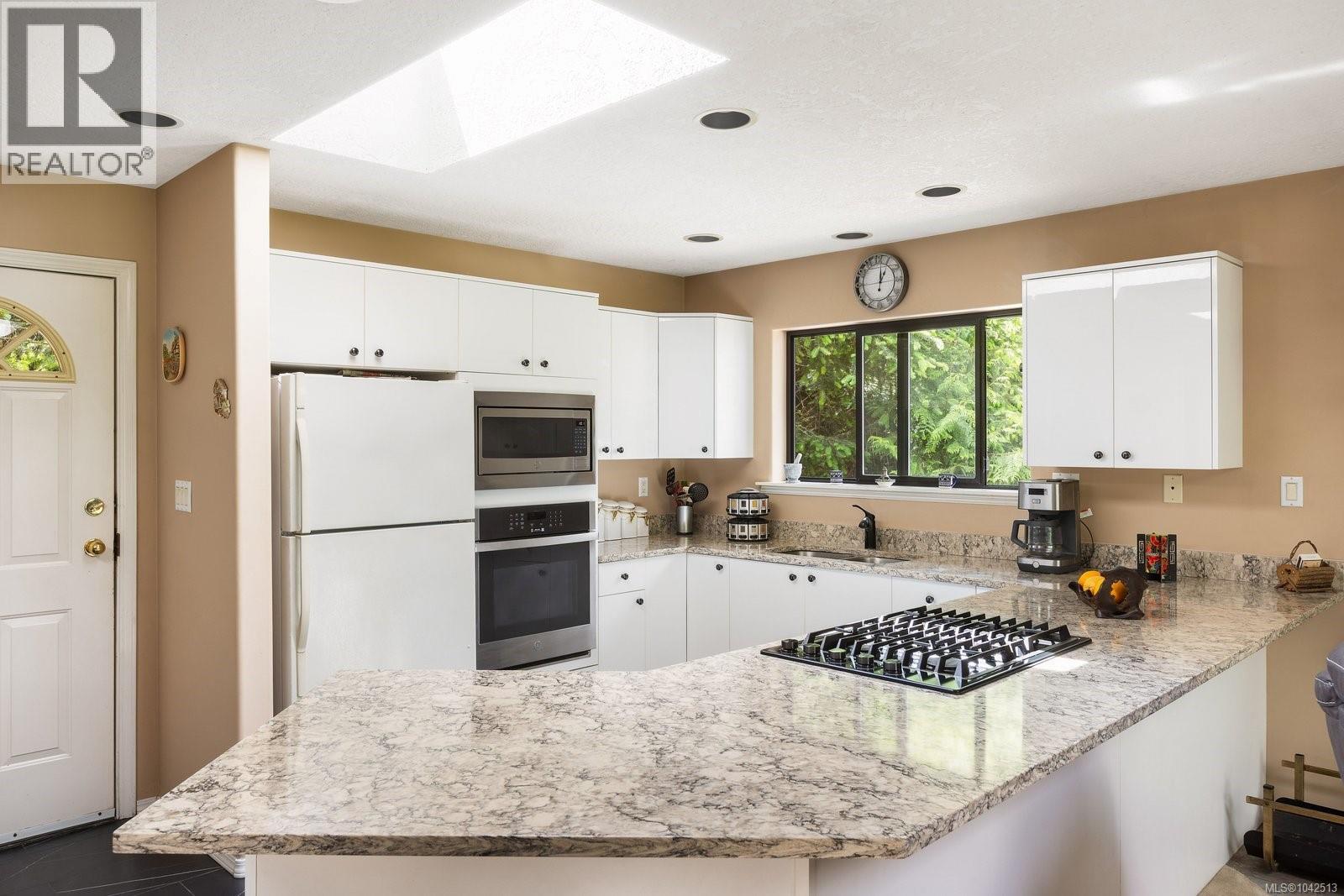 7084 Willis Point Rd - 4