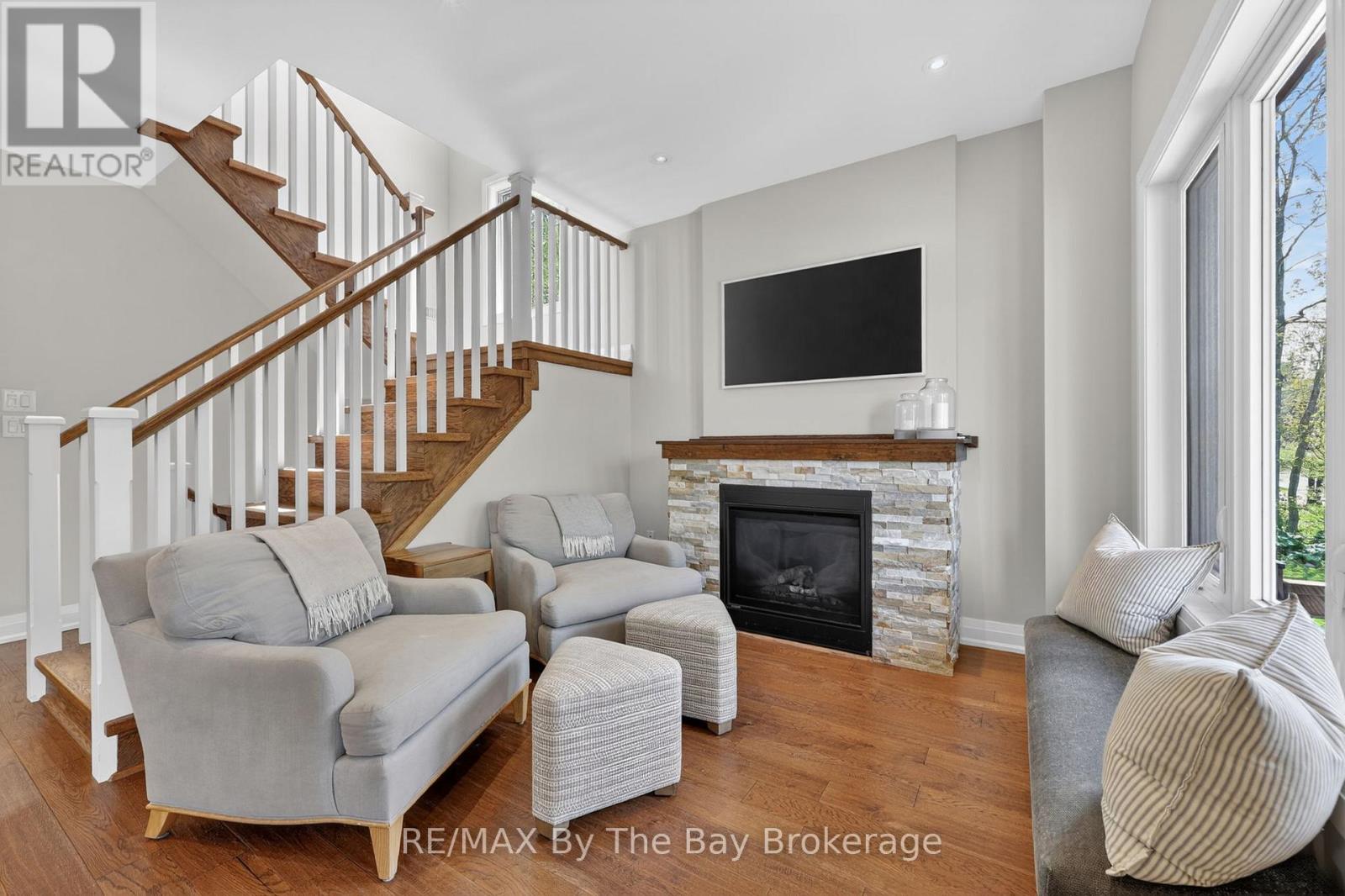 17 ELIZABETH AVENUE - 11