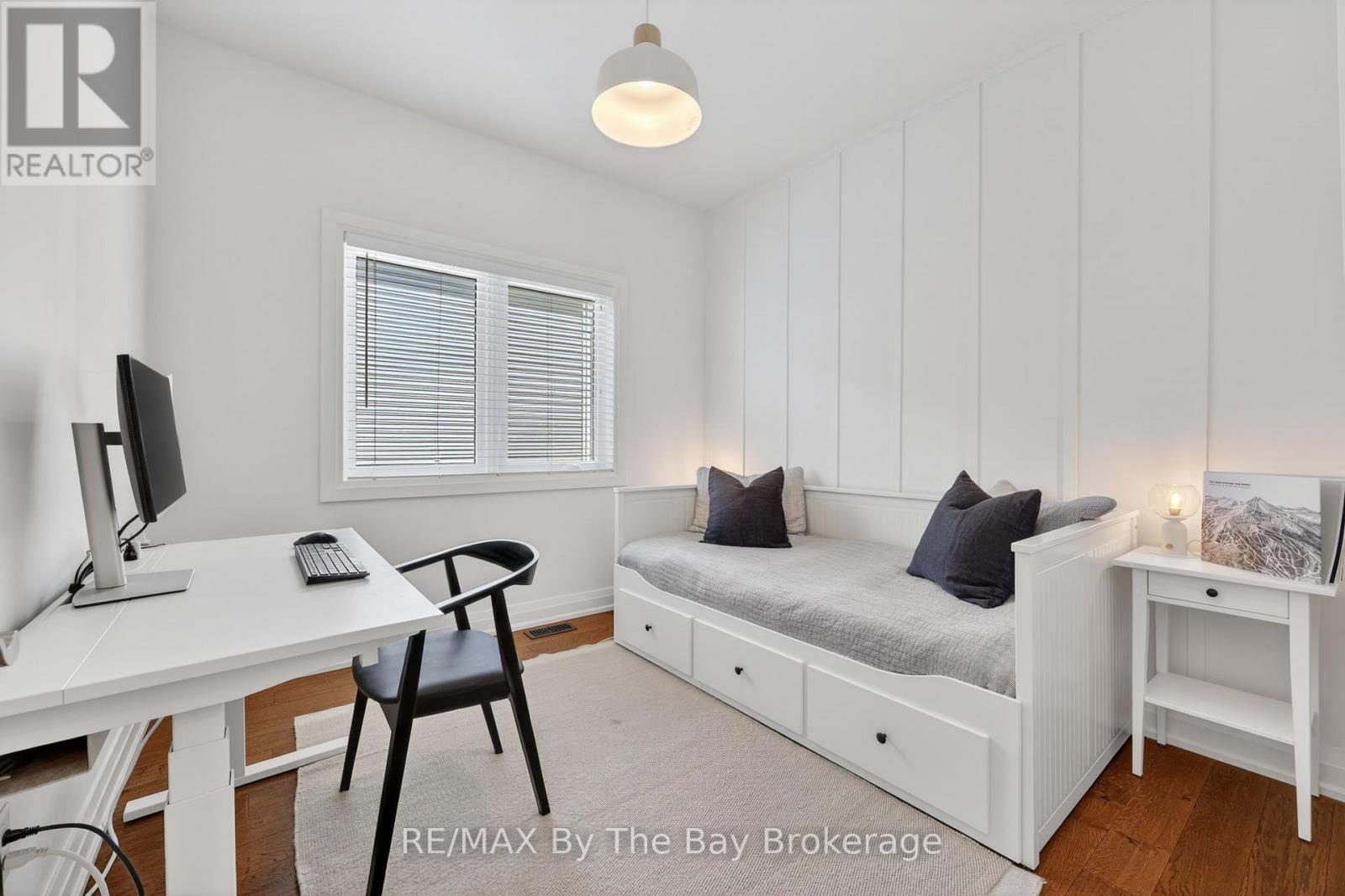 17 ELIZABETH AVENUE - 13