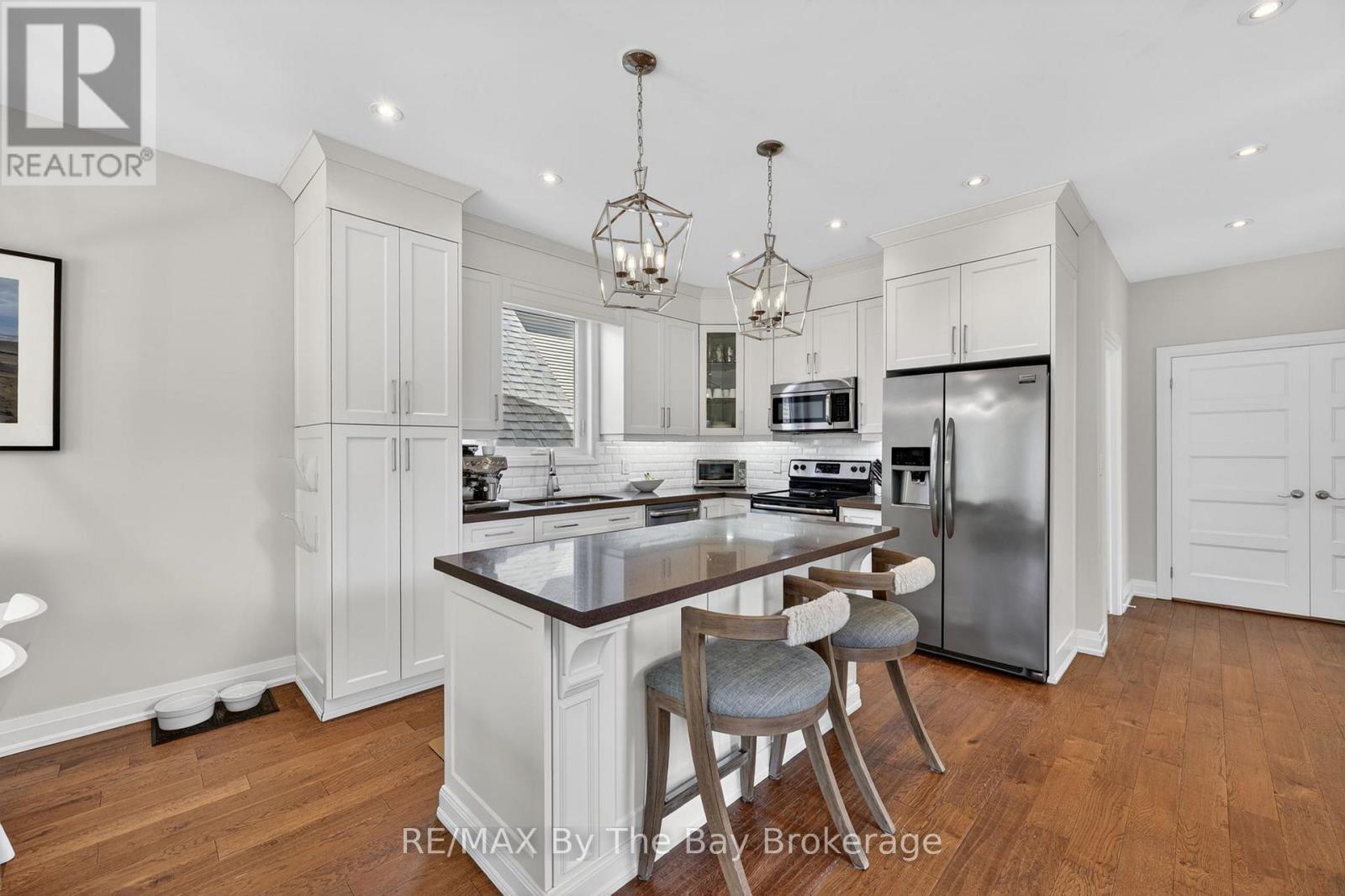 17 ELIZABETH AVENUE - 5