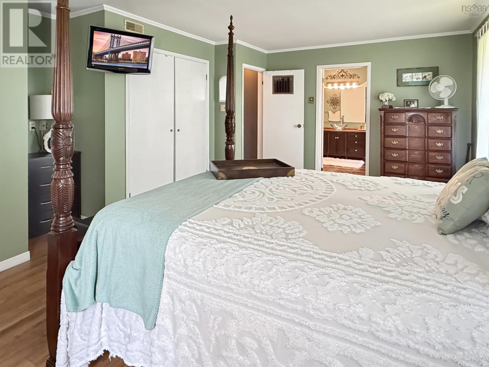 Property 32 of 46 of 21 Munroes Lane