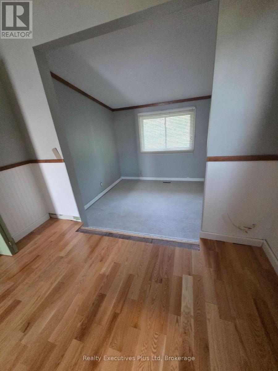 2011 NORTH SHORE ROAD - 15
