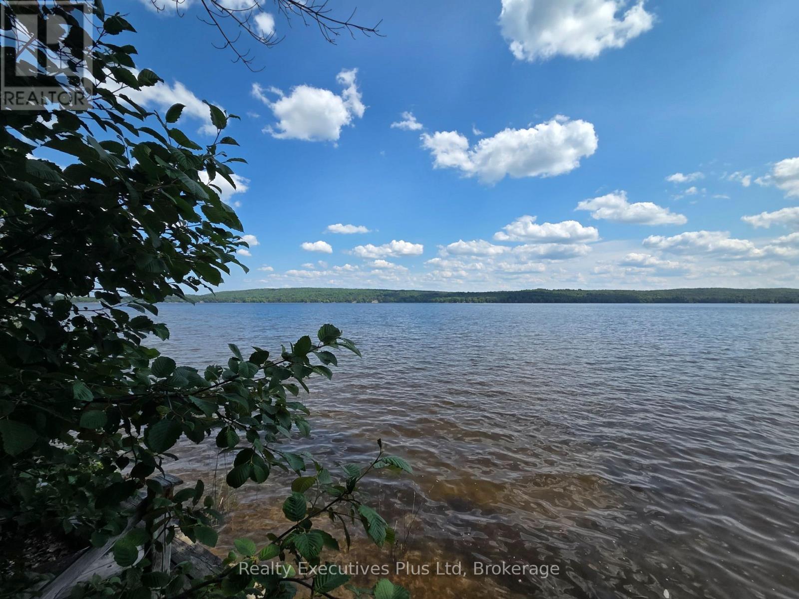 2011 NORTH SHORE ROAD - 3