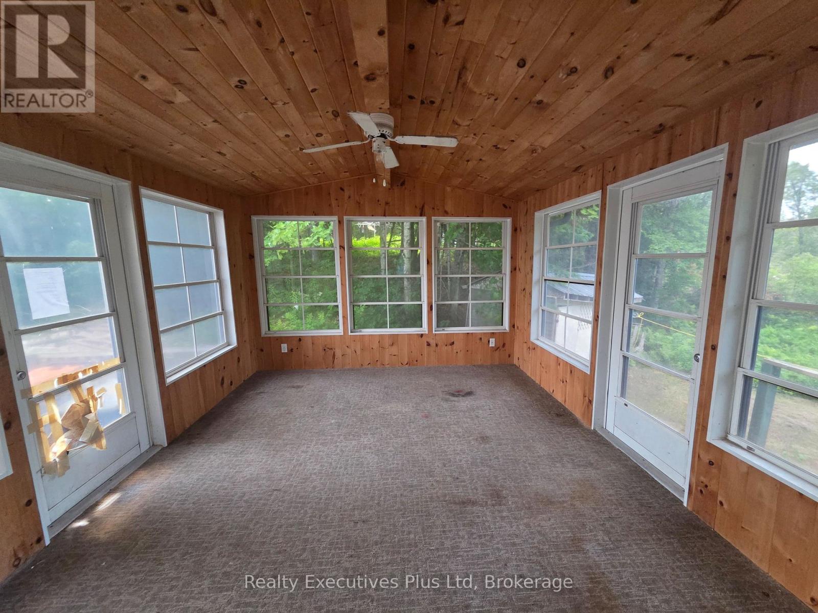 2011 NORTH SHORE ROAD - 7