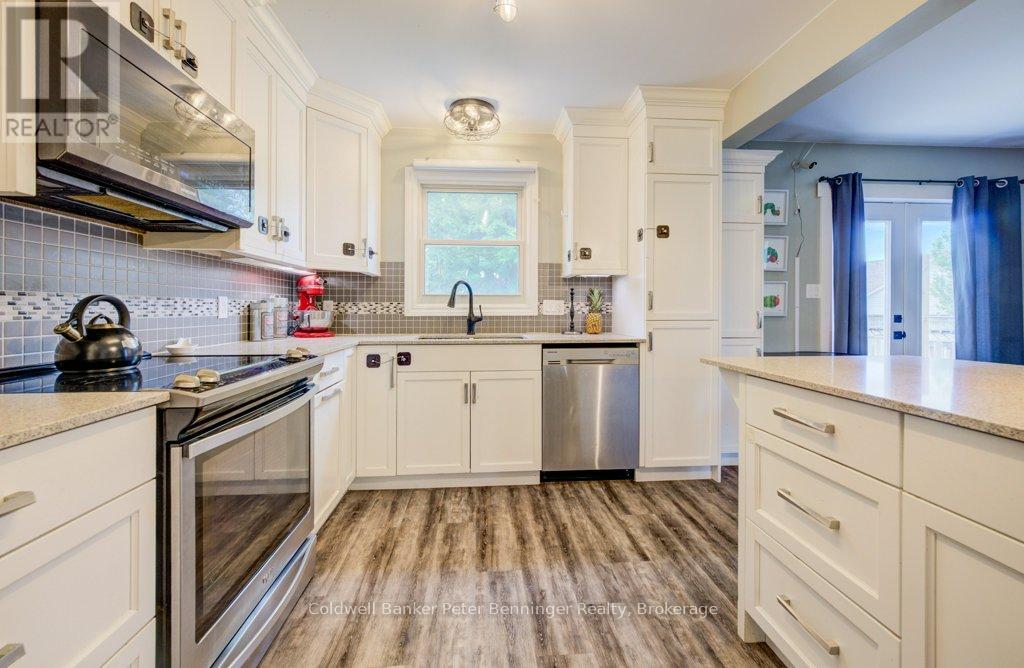 644 STEWART DRIVE - 16
