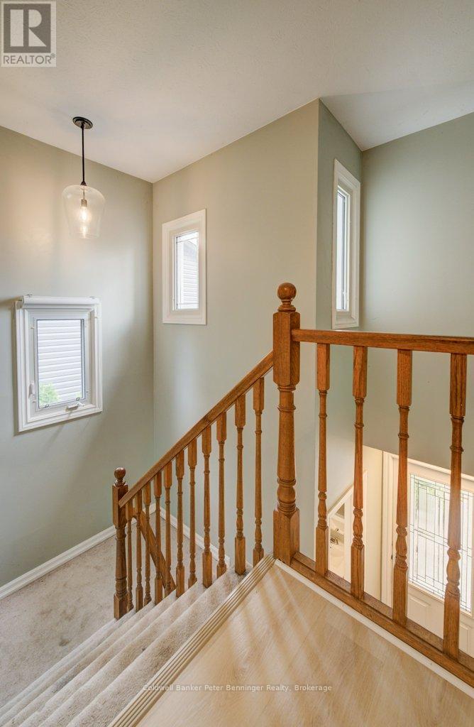 644 STEWART DRIVE - 20
