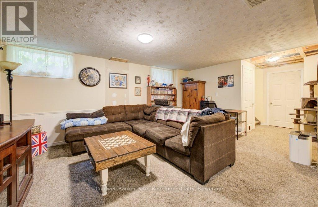 644 STEWART DRIVE - 30