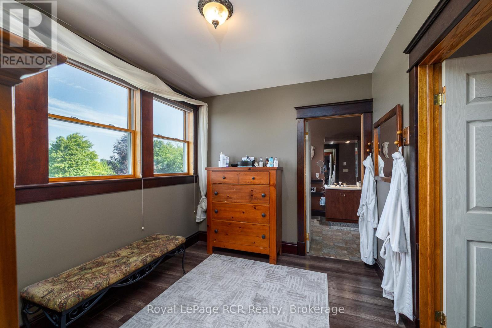 616894 GREY ROAD 29 - 24