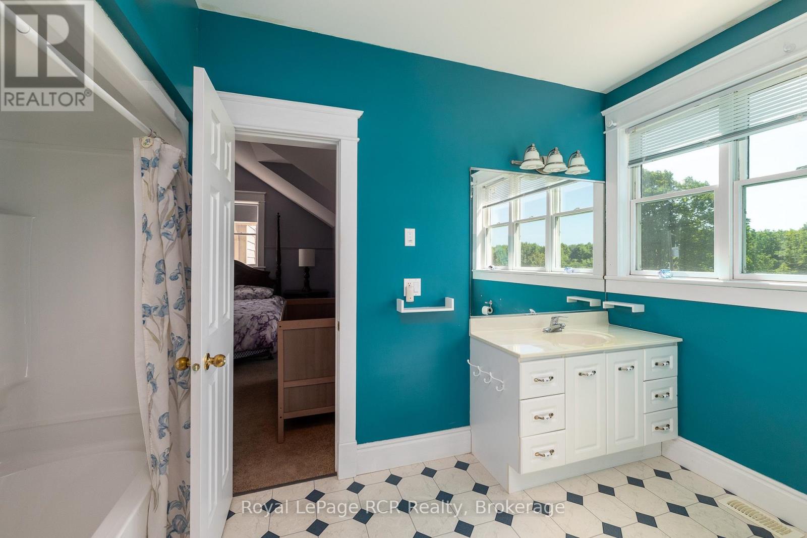 616894 GREY ROAD 29 - 29