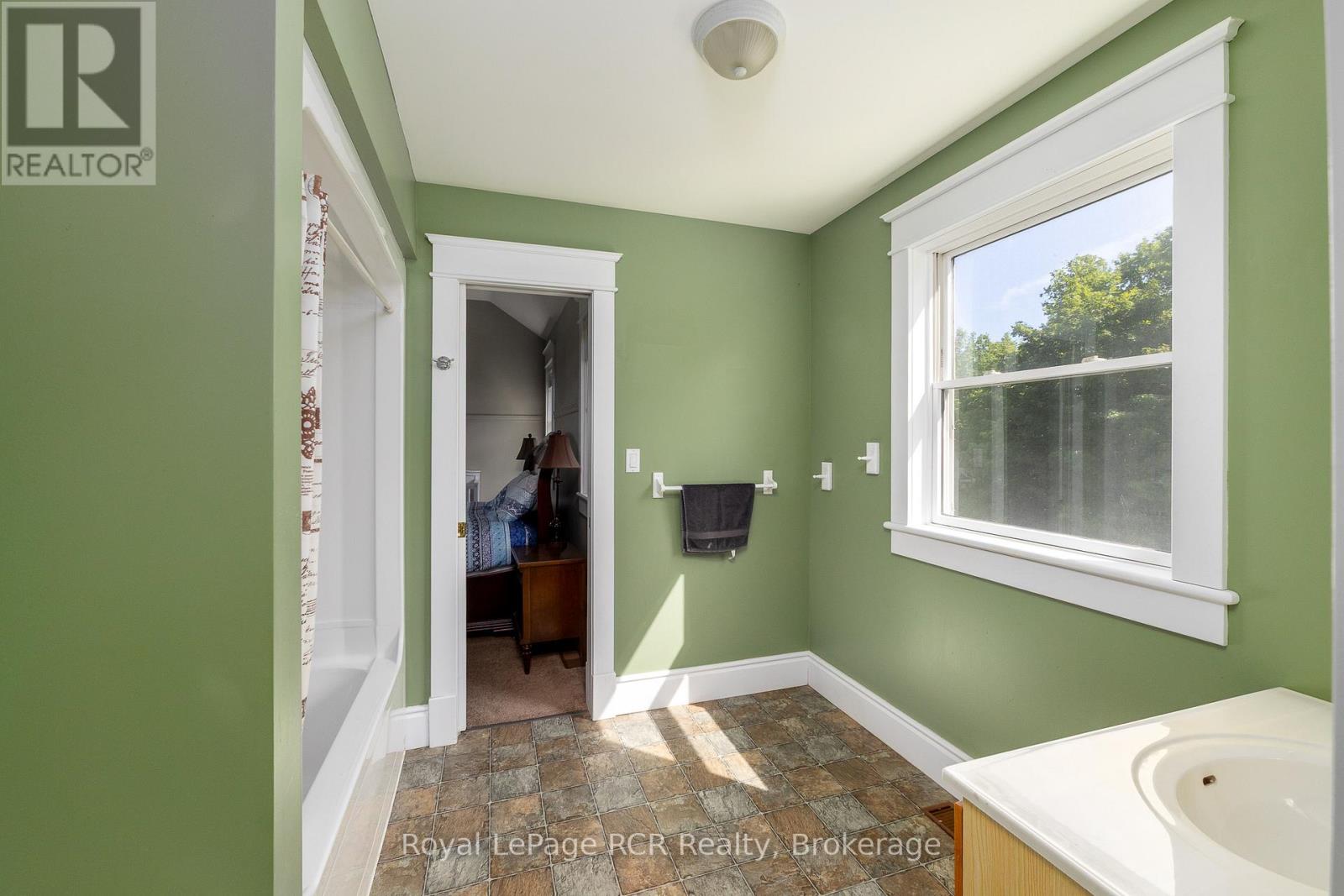 616894 GREY ROAD 29 - 33