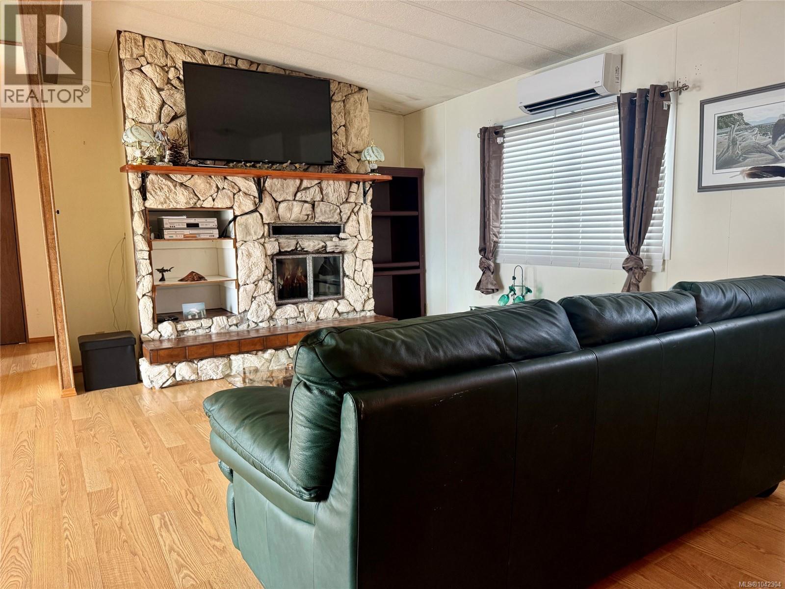 #34 1240 Wilkinson Rd - 8