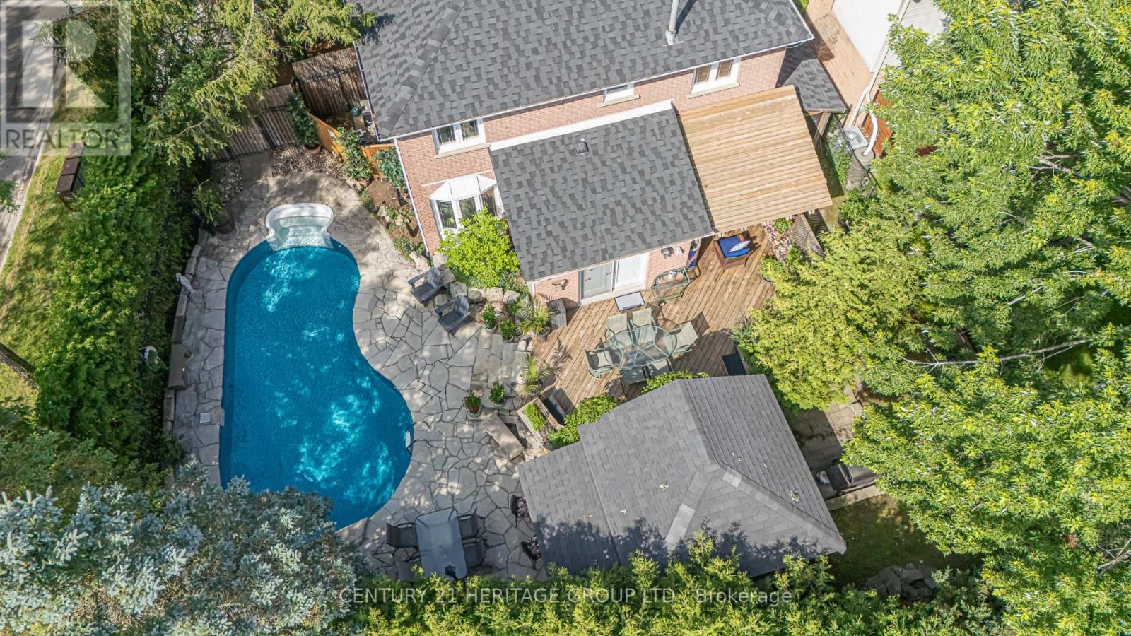 169 DELAYNE DRIVE - 44