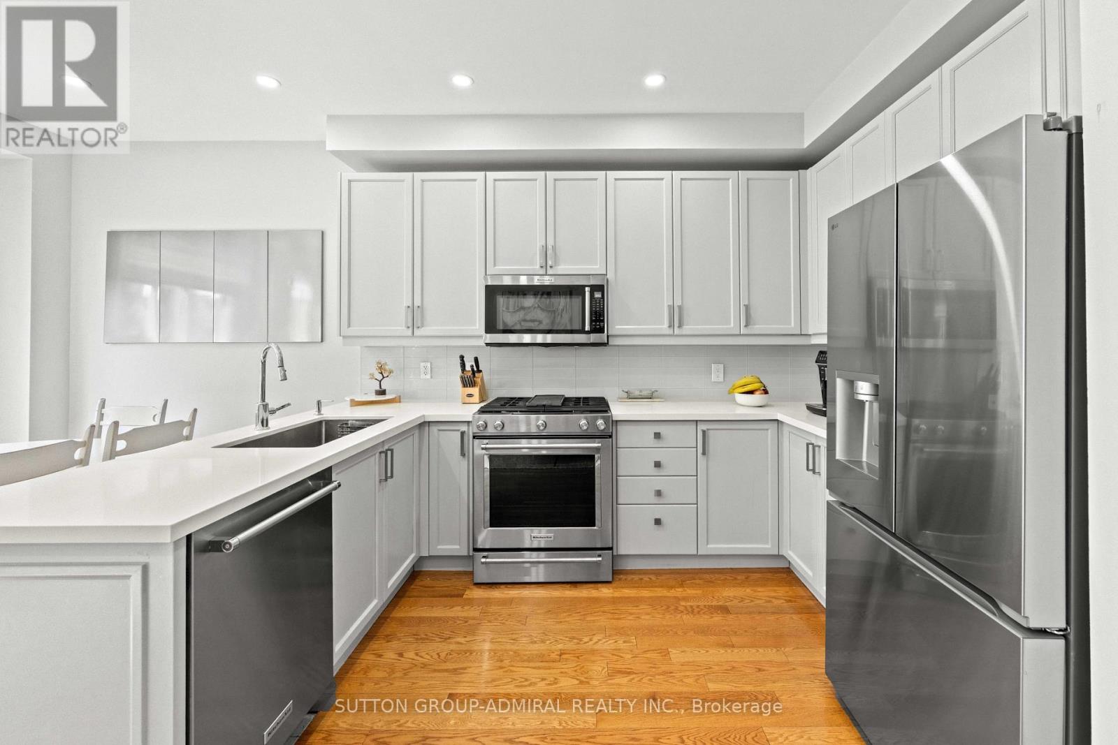 11 CLOVIS STREET - Image 8