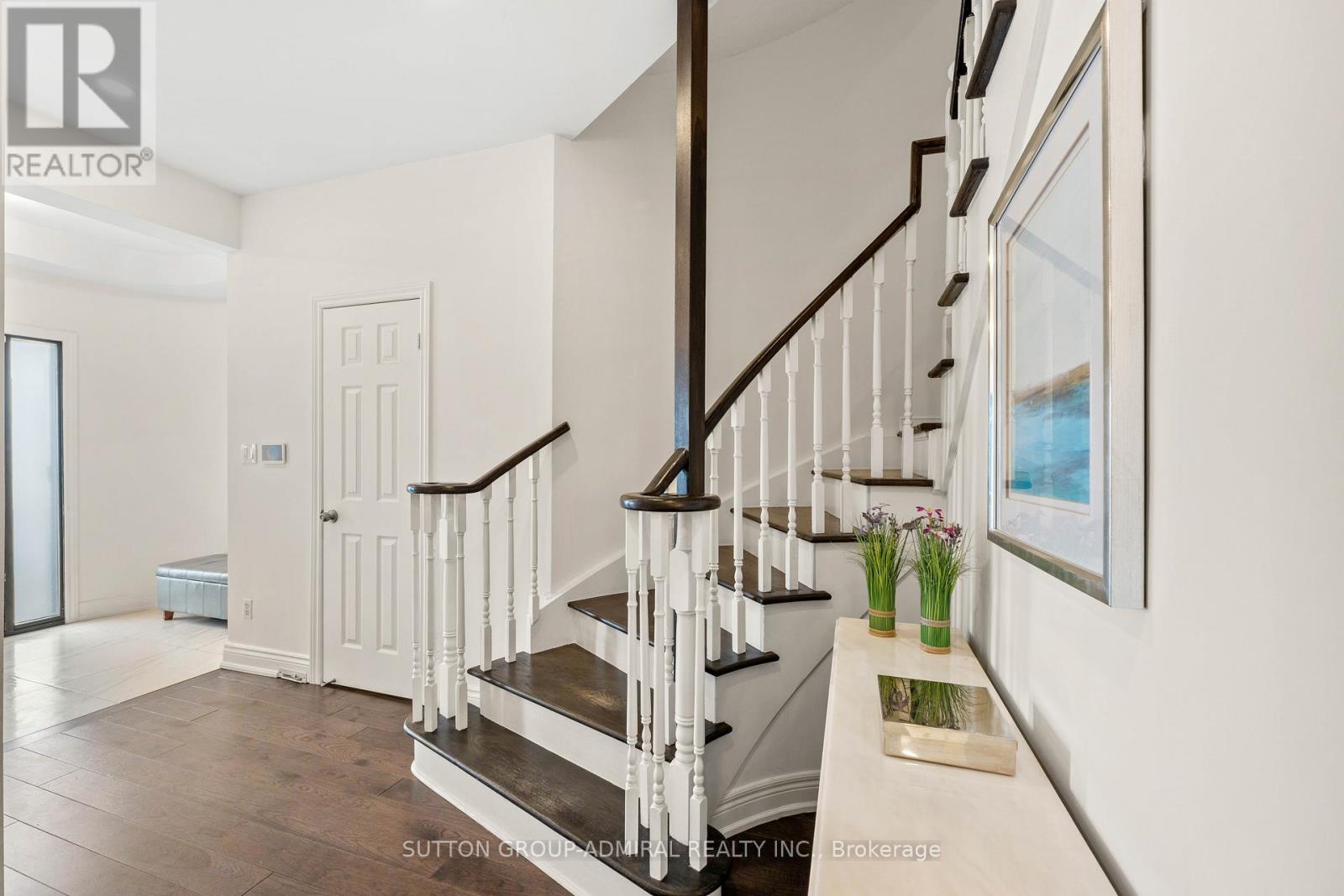57 BENTWOOD CRESCENT - 4