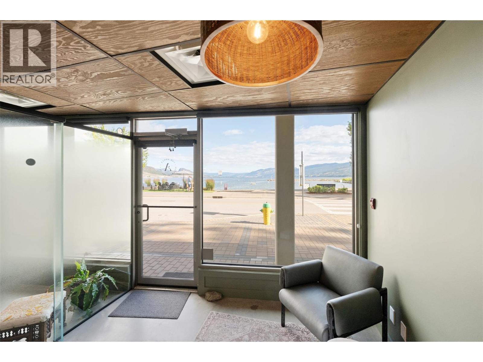 #103 250 MARINA Way - 16