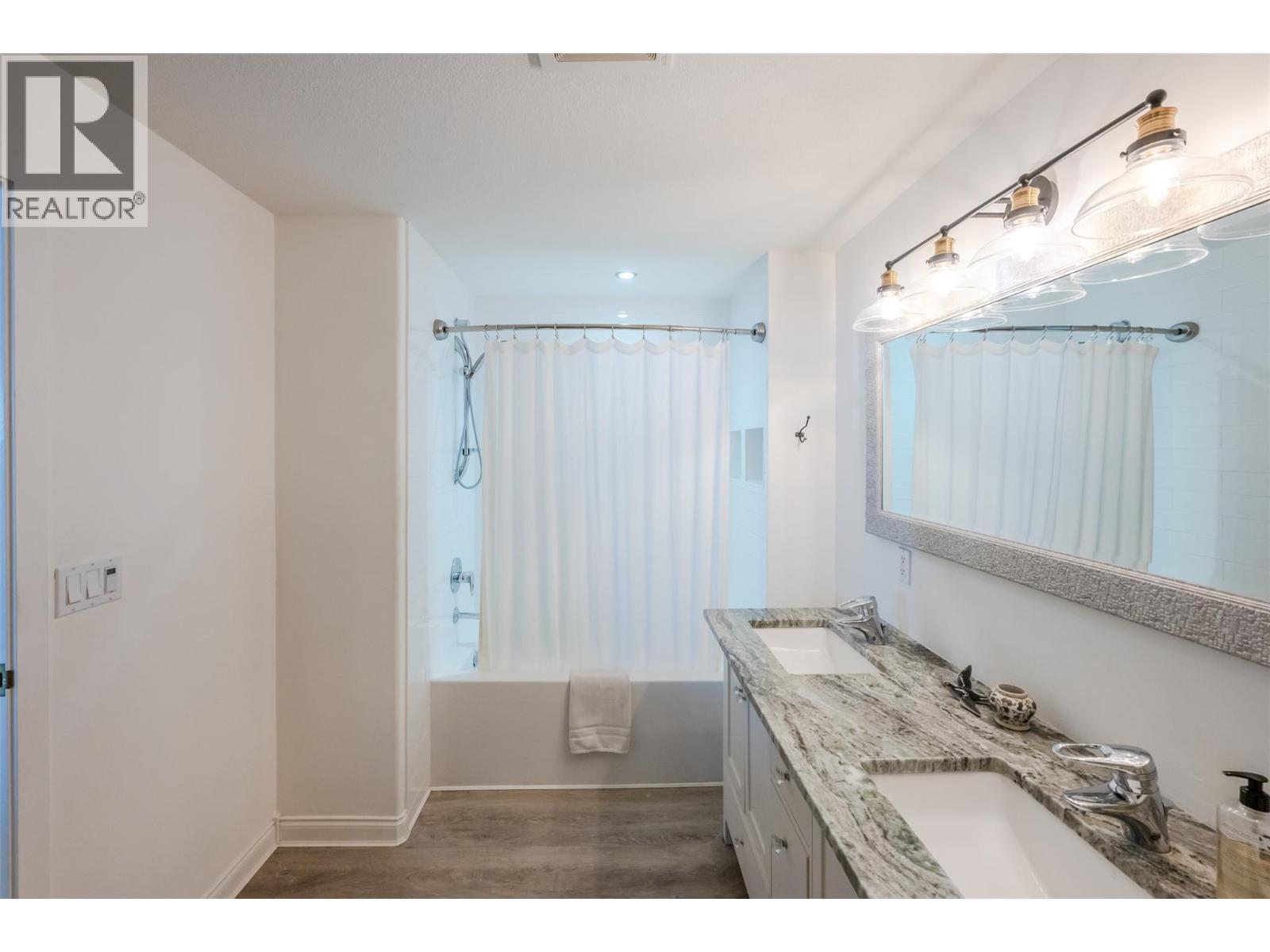 #103 250 MARINA Way - 11