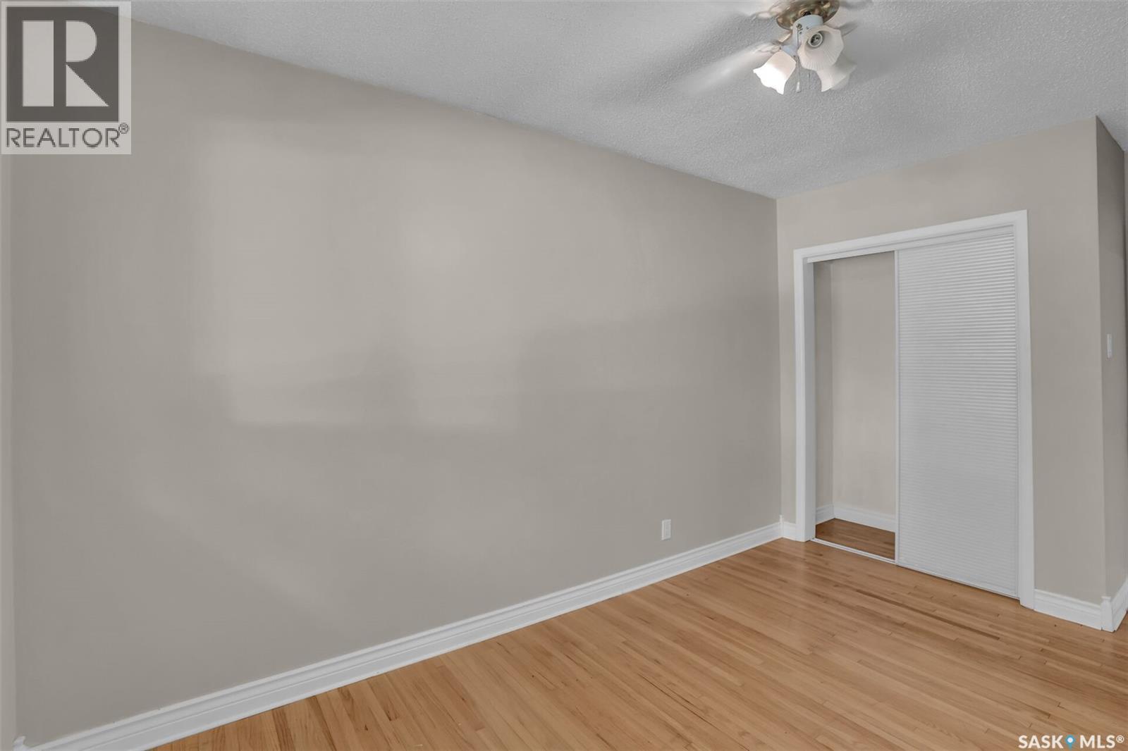 1830 Cowan CRESCENT - 18