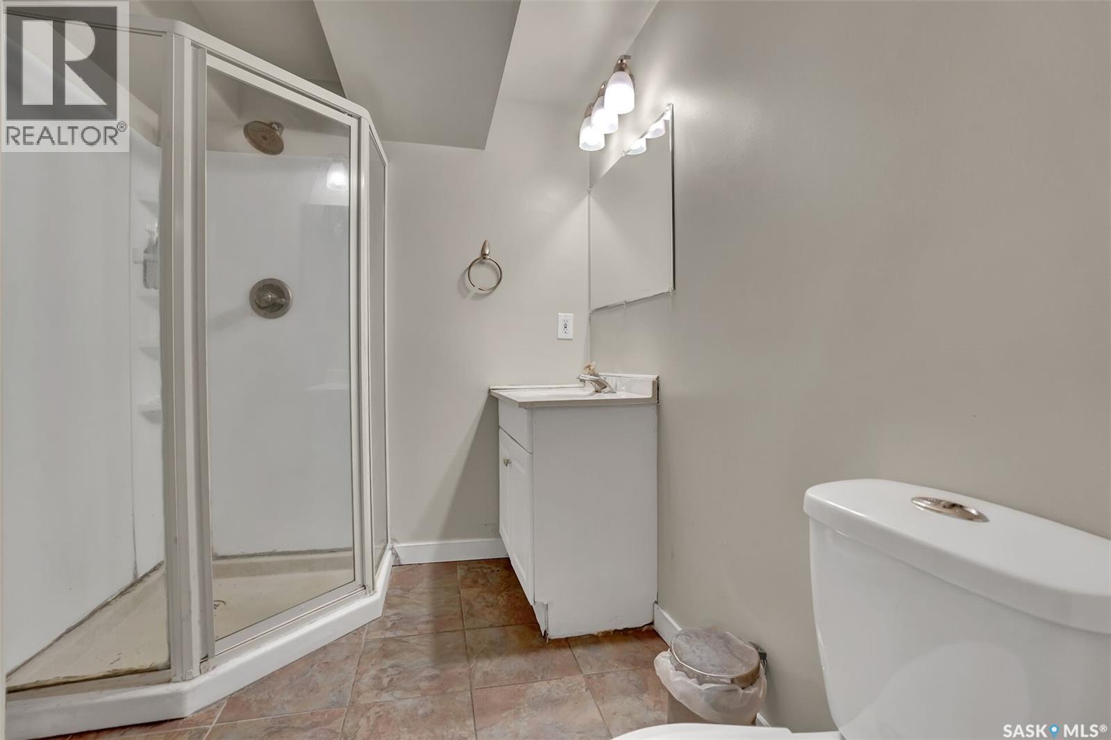 1830 Cowan CRESCENT - 28