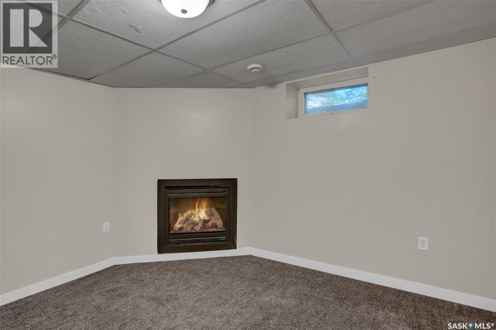 1830 Cowan CRESCENT - 30