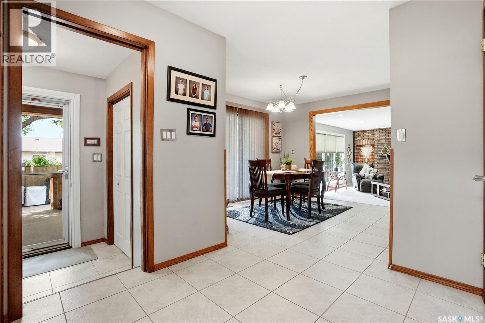 83 Minot DRIVE — photo 15