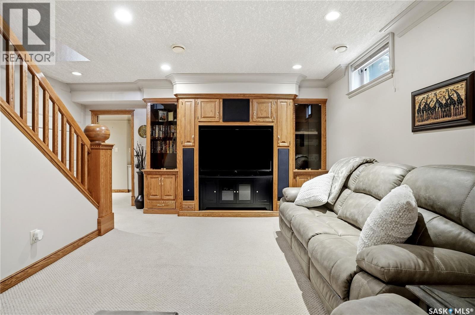 83 Minot DRIVE — photo 35