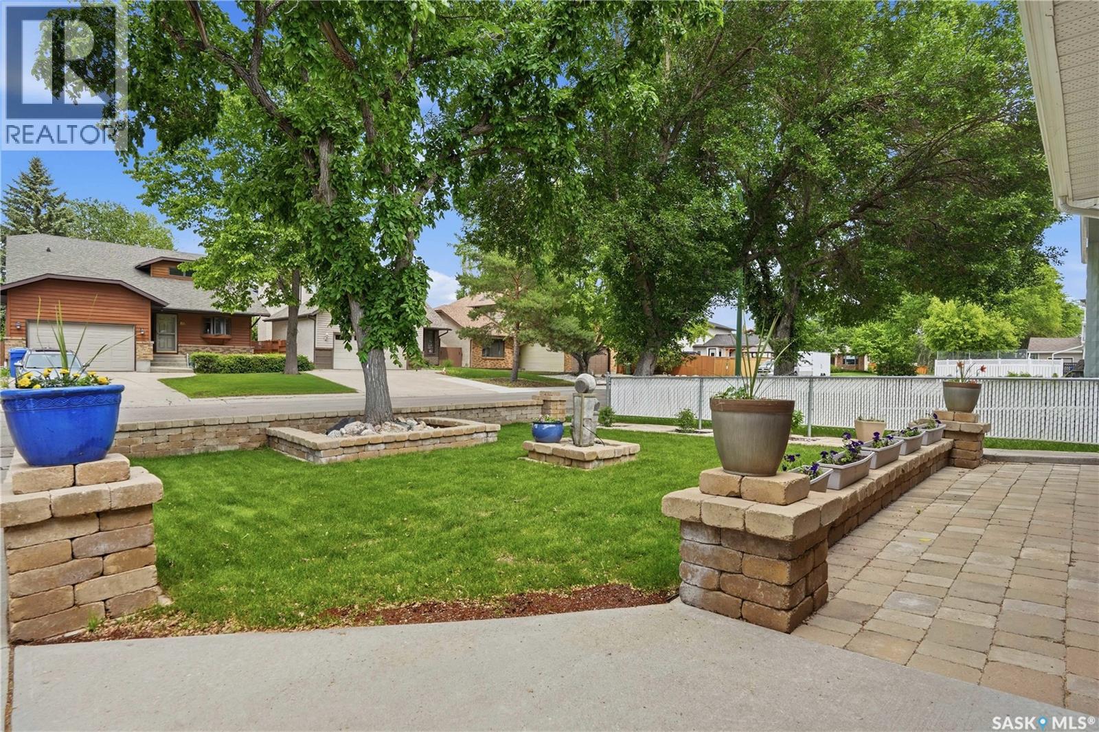 83 Minot DRIVE — photo 51