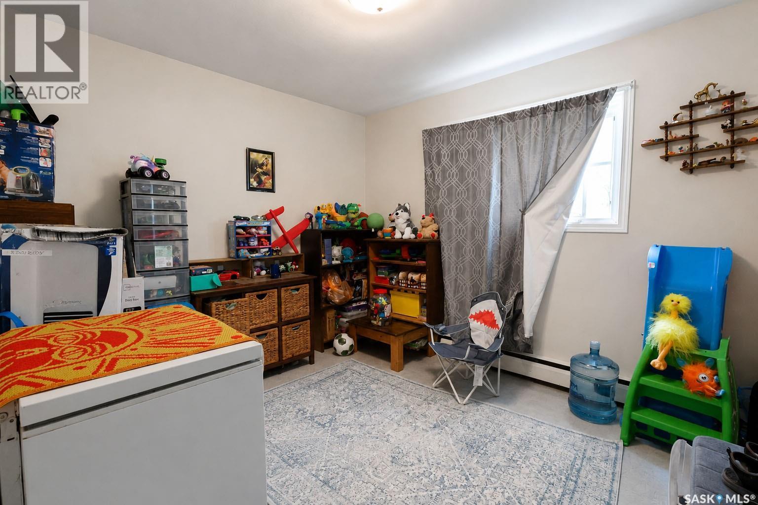 616 28th STREET E - 10