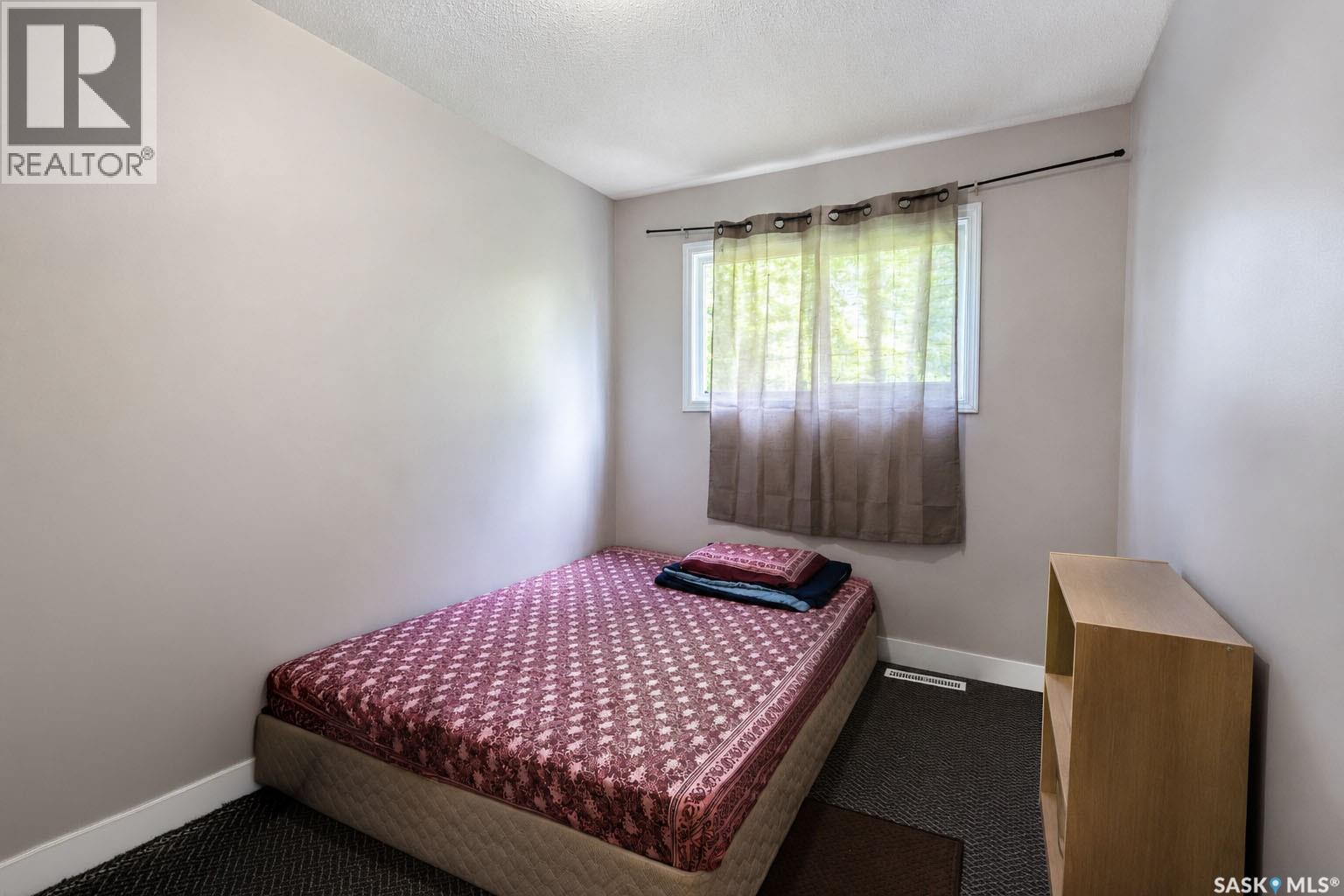 616 28th STREET E - 12