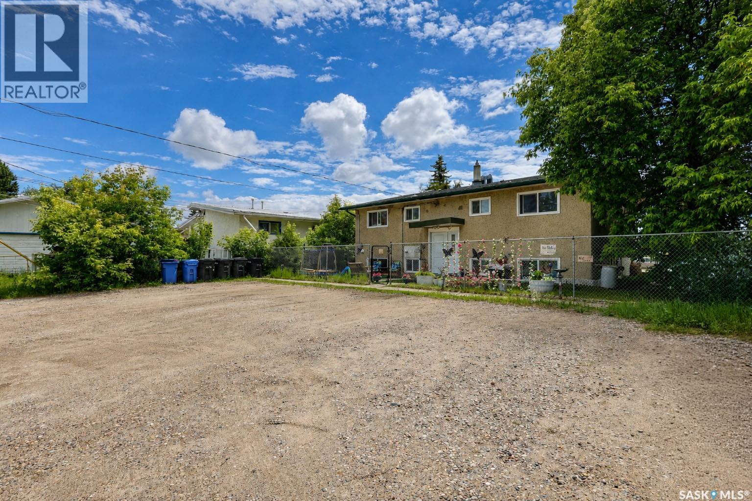 616 28th STREET E - 16