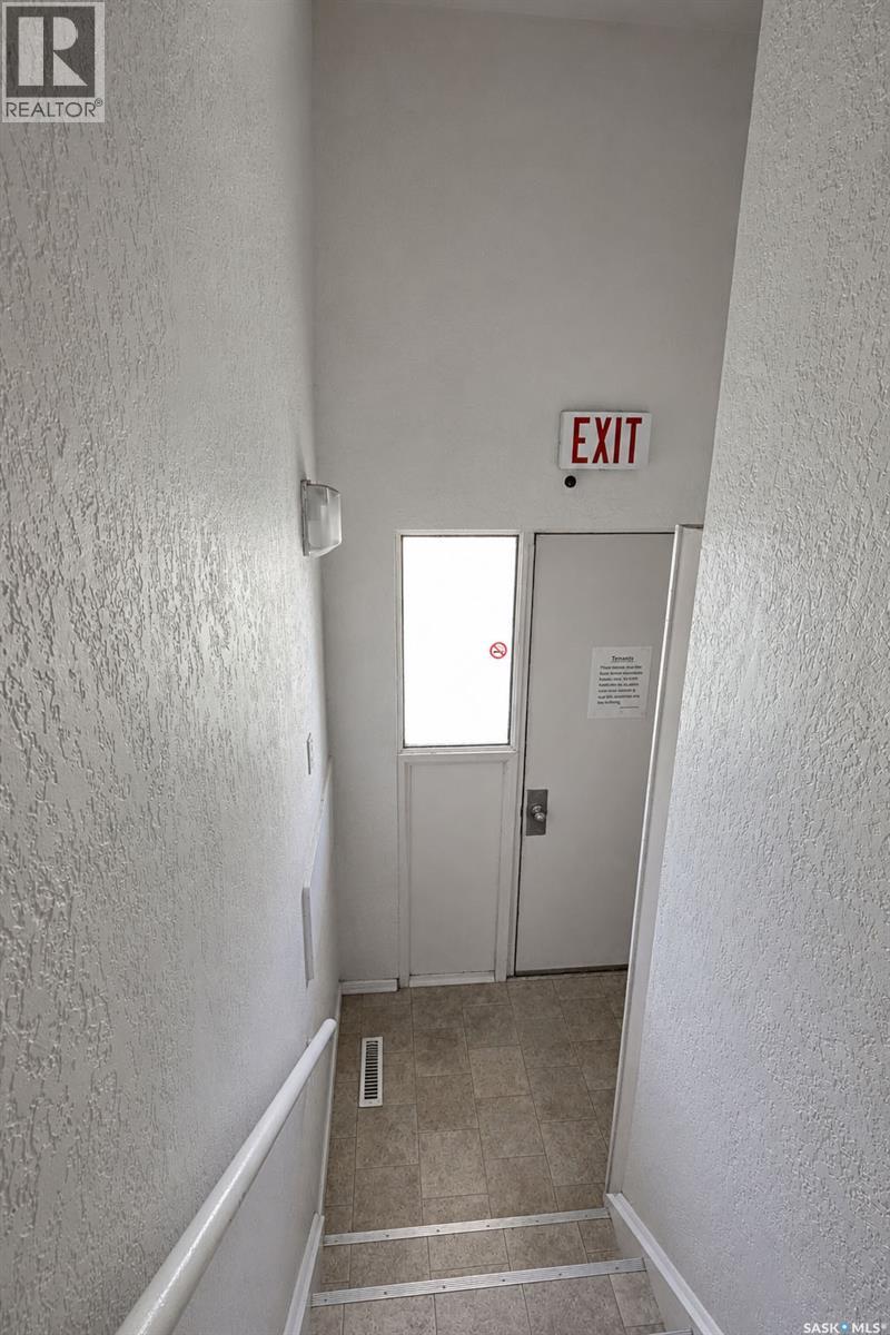 616 28th STREET E - photo 3