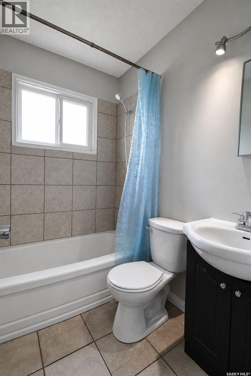 616 28th STREET E - 9