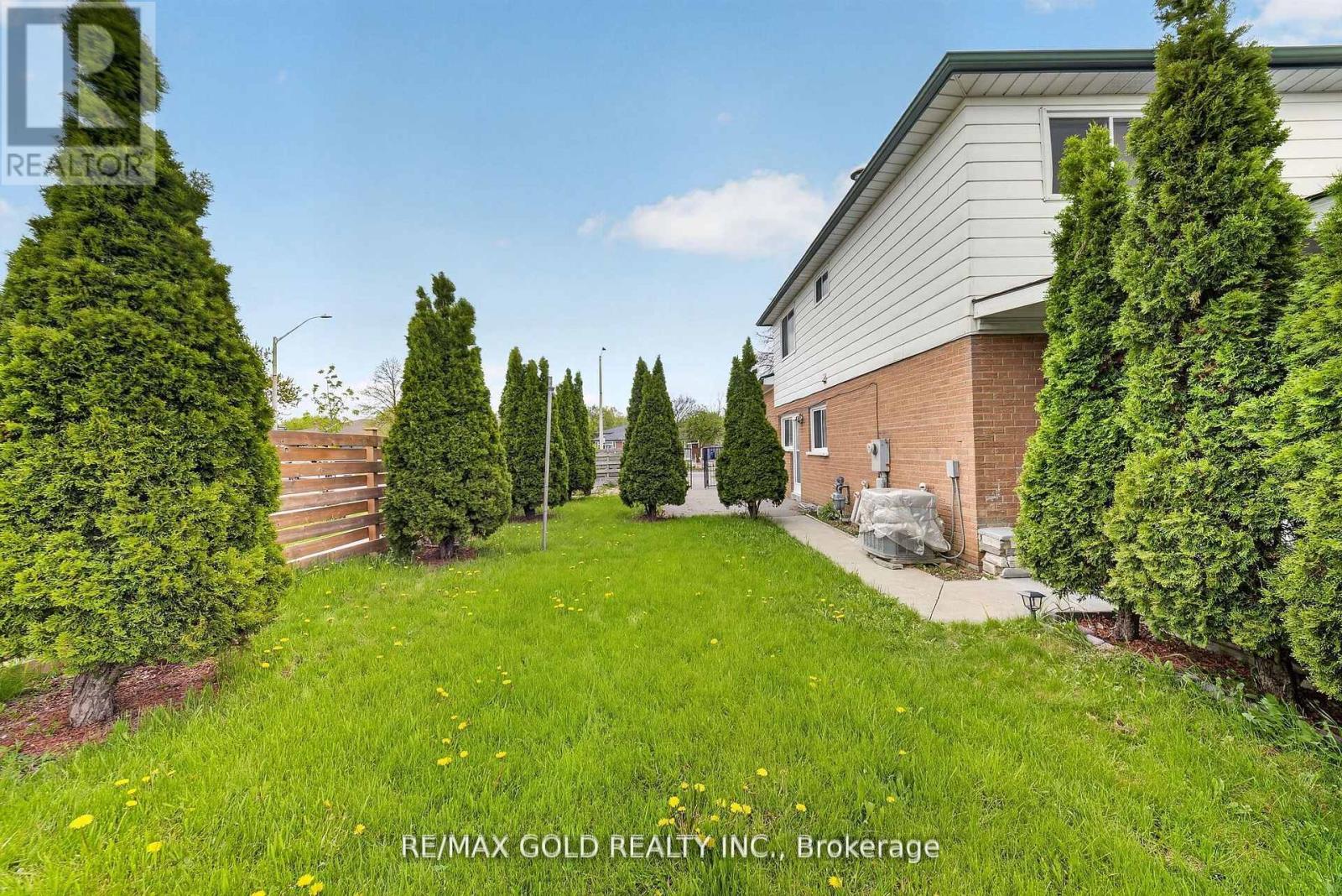 3289 VICTORY CRESCENT - 5