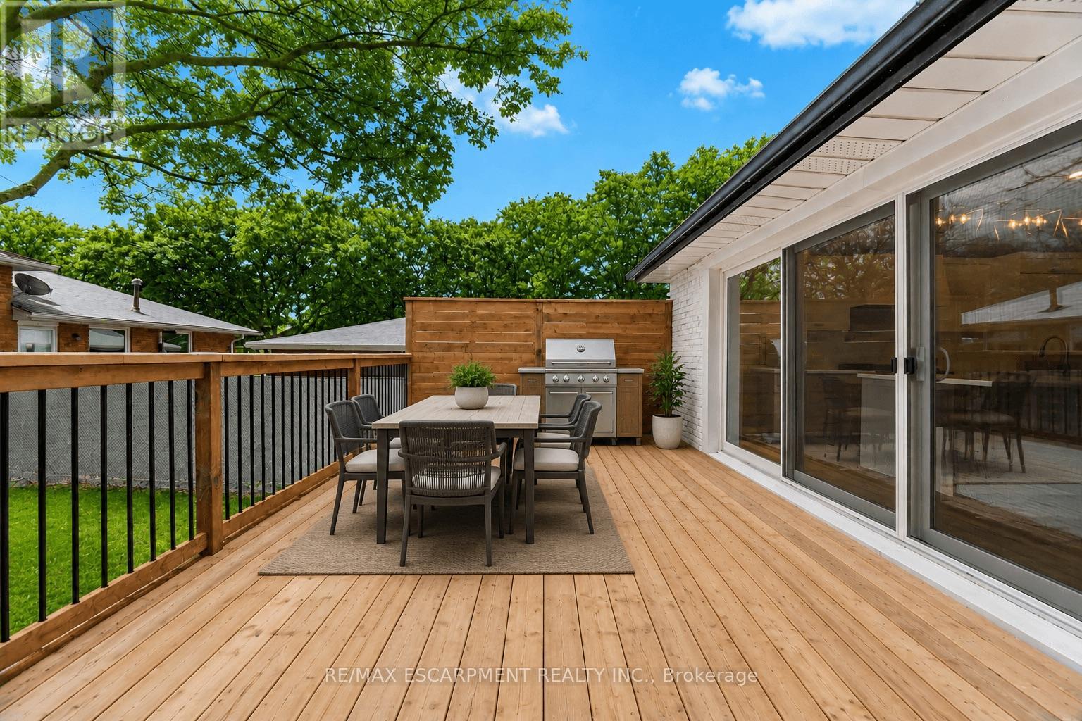 2276 WYANDOTTE DRIVE - 41