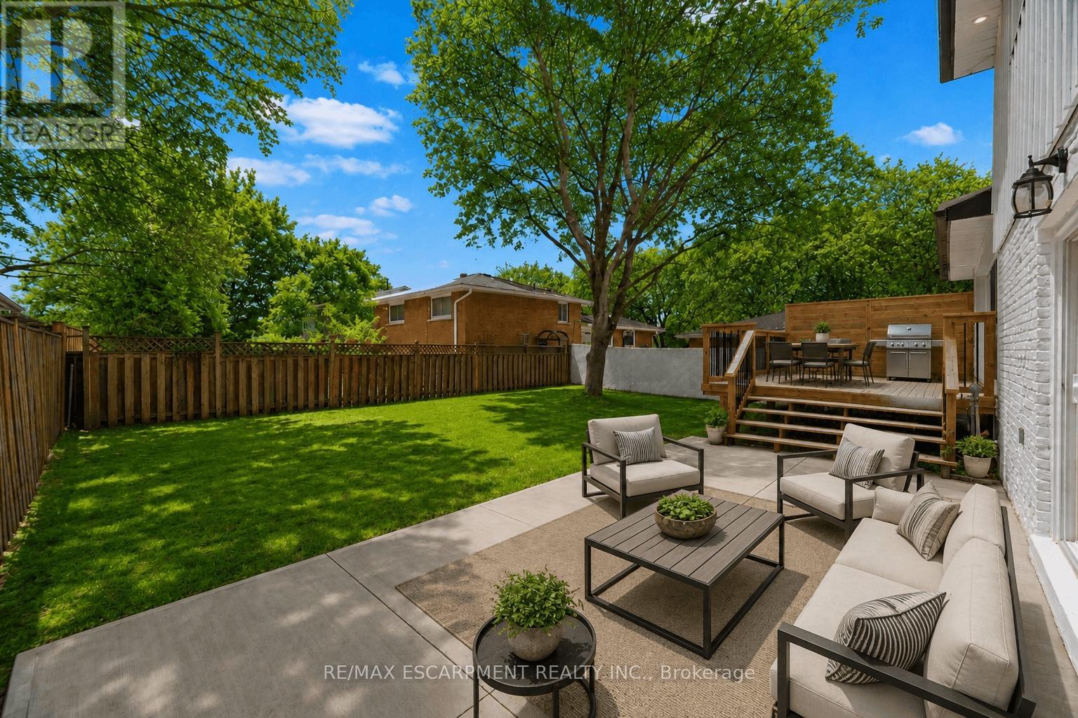 2276 WYANDOTTE DRIVE - 43