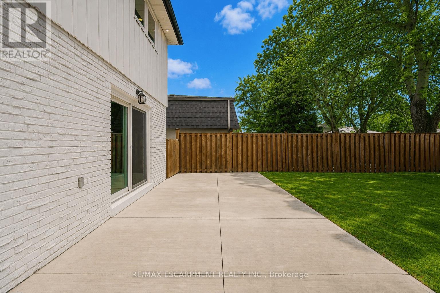 2276 WYANDOTTE DRIVE - 45