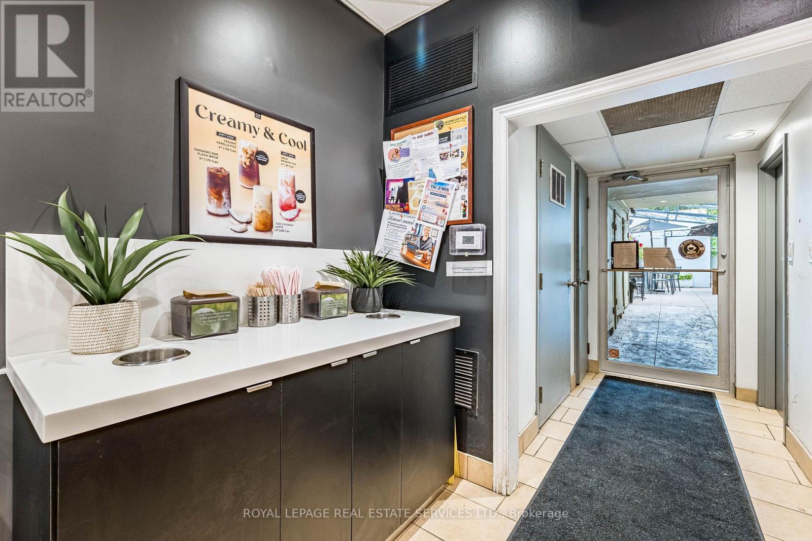 2340 BLOOR STREET W - 11